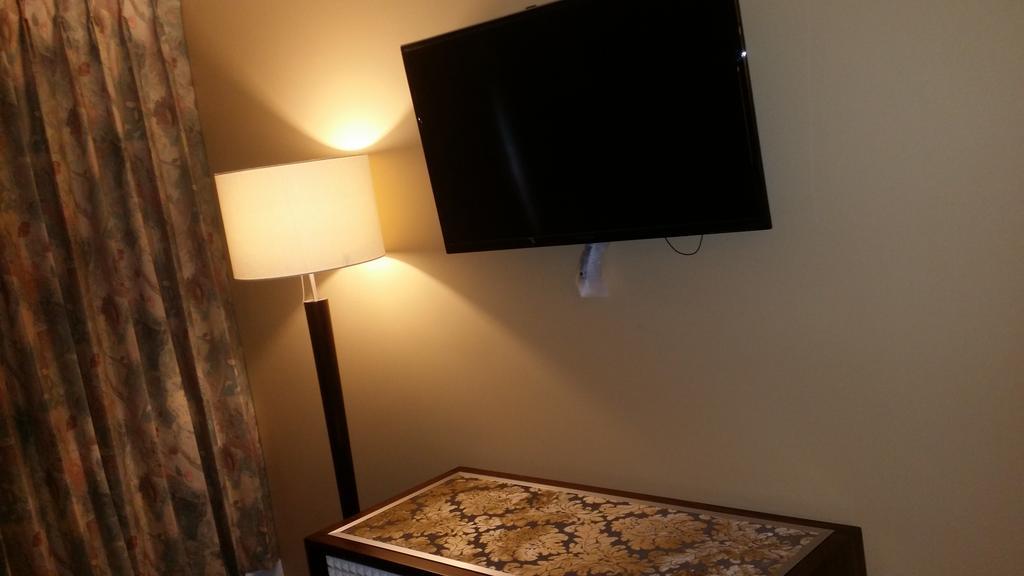 The Deluxe Hotel バンクーバー 部屋 写真
